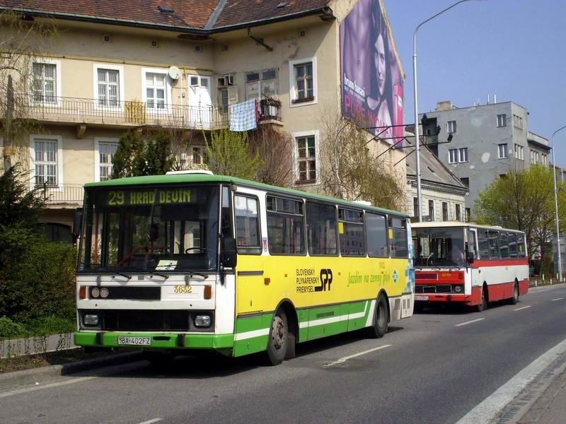 3632 a 3040 pred zastávkou Zochova počas maratónu